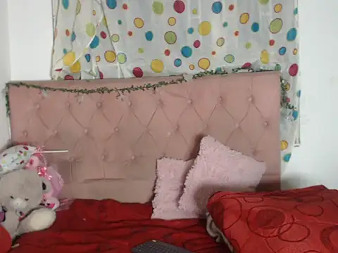 LUNA VIXEN- online show from October 9, 9:59 pm
