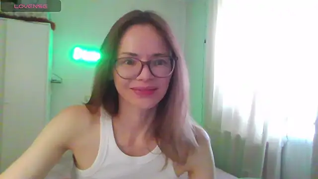 SEA Dream online show from March 26, 5:17 am