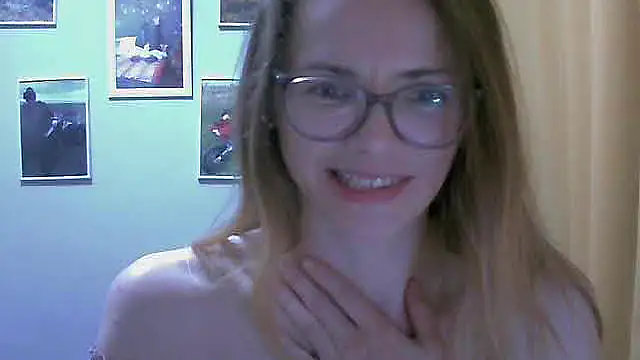 Snapshot of SEA_Dream chatting on November 27, 5:02 pm SEA Dream online show from November 27, 5:02 pm