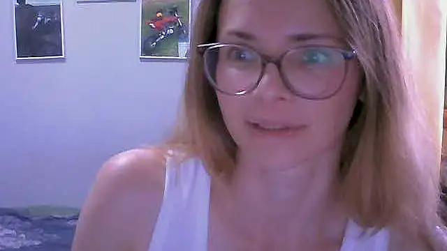 Snapshot of SEA_Dream chatting on September 12, 8:14 am SEA Dream online show from September 12, 8:14 am