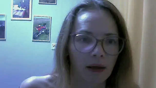 Snapshot of SEA_Dream chatting on November 27, 4:57 am SEA Dream online show from November 27, 4:57 am