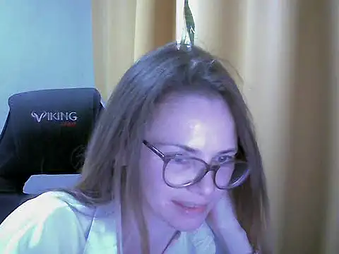 Snapshot of SEA_Dream chatting on October 17, 7:11 am SEA Dream online show from October 17, 7:11 am