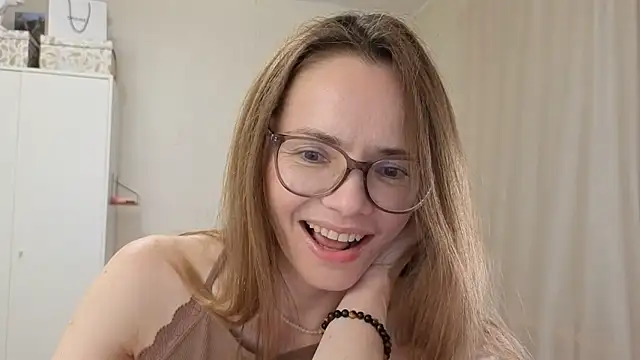 Snapshot of SEA_Dream chatting on May 31, 6:09 pm SEA Dream online show from May 31, 6:09 pm