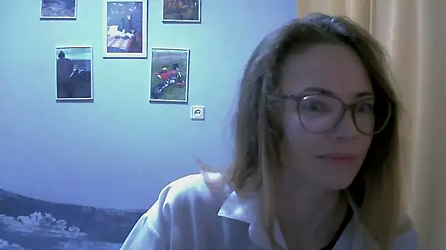 Snapshot of SEA_Dream chatting on November 24, 4:56 am SEA Dream online show from November 24, 4:56 am