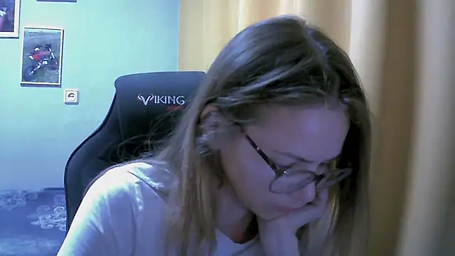 Snapshot of SEA_Dream chatting on October 6, 5:30 am SEA Dream online show from October 6, 5:30 am