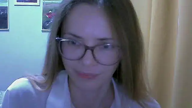 Snapshot of SEA_Dream chatting on December 15, 5:13 am SEA Dream online show from December 15, 5:13 am