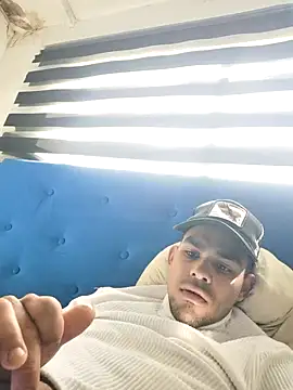 Snapshot of jhoi95 chatting on October 19, 6:54 pm jhoi95 online show from October 19, 6:54 pm