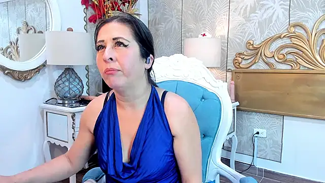 Scarlet  Milff online show from February 12, 3:12 pm