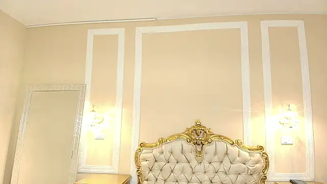 Snapshot of MayaBaker chatting on February 11, 8:41 pm MayaBaker online show from February 11, 8:41 pm