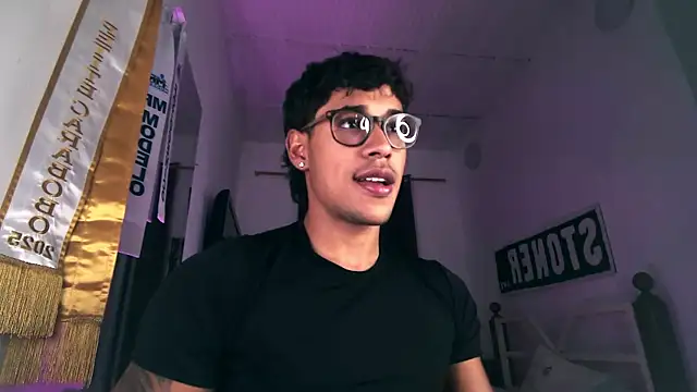 Ryan x online show from November 7, 12:15 am