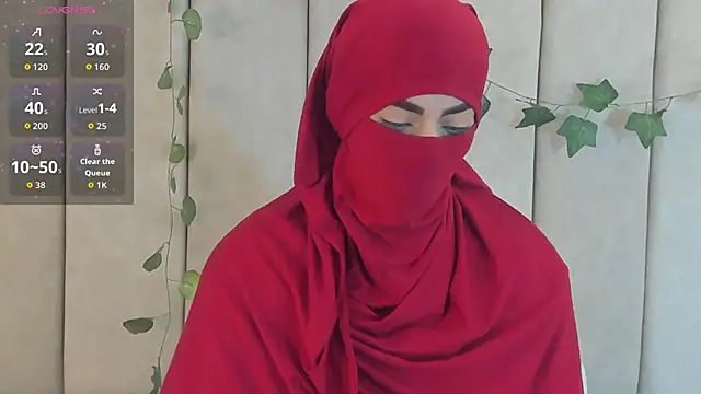  Zahiira  online show from October 9, 11:55 am