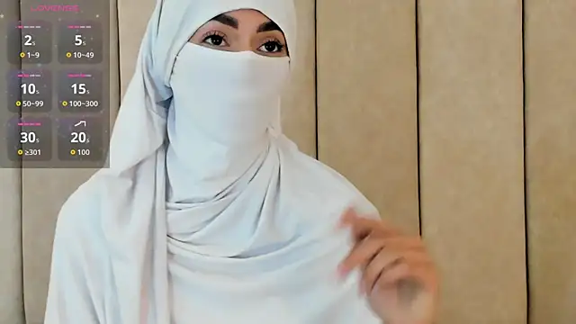  Zahiira  online show from September 27, 12:00 pm