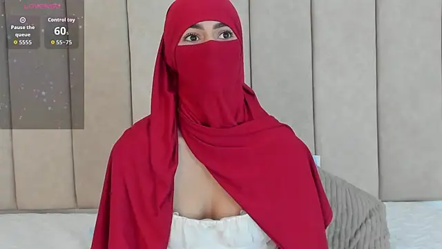  Zahiira  online show from March 7, 11:59 am