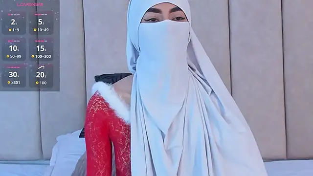  Zahiira  online show from December 1, 11:55 am