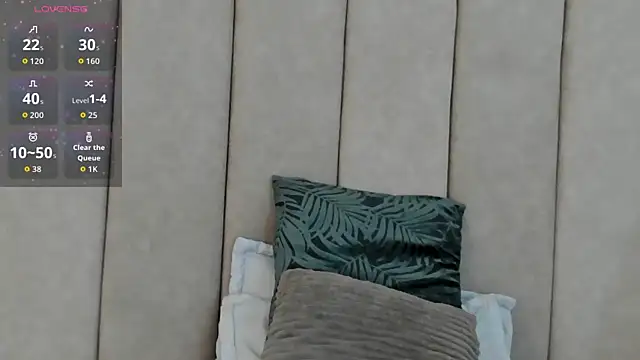  Zahiira  online show from November 29, 12:05 pm