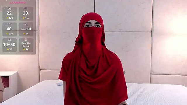  Zahiira  online show from October 15, 1:30 pm