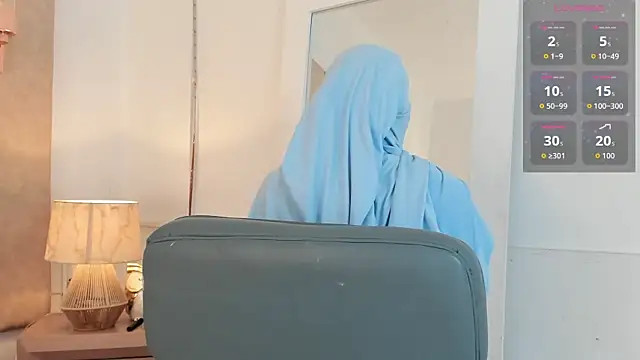  Zahiira  online show from May 22, 12:25 pm