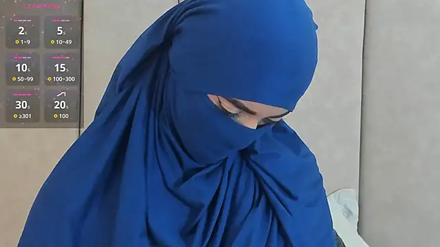  Zahiira  online show from September 25, 12:00 pm