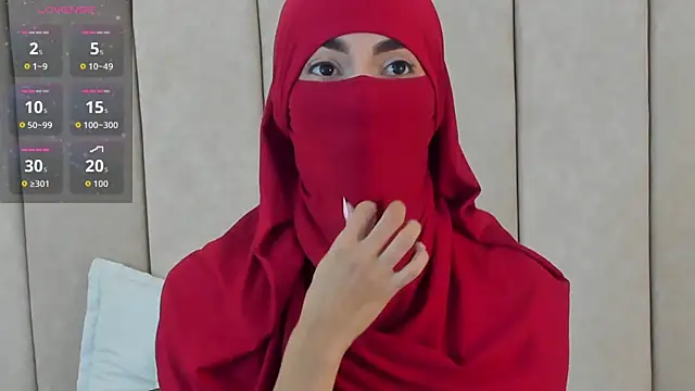  Zahiira  online show from September 30, 12:00 pm