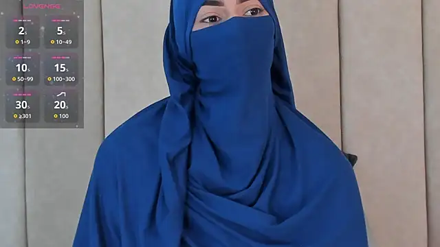  Zahiira  online show from December 17, 11:26 am