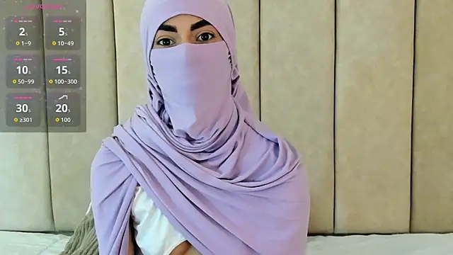  Zahiira  online show from October 18, 12:07 pm