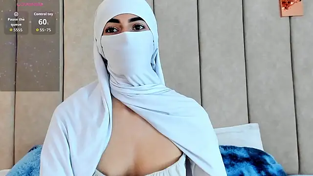  Zahiira  online show from April 13, 11:47 am