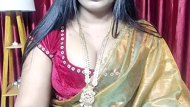 Webrowncouple online show from November 10, 3:17 pm