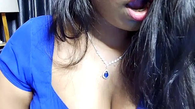 Webrowncouple online show from November 13, 4:00 pm