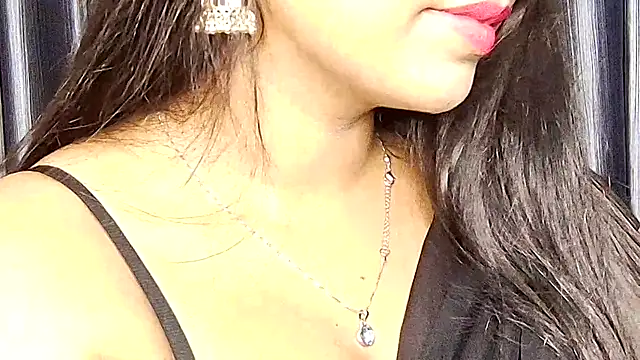 Webrowncouple online show from November 30, 8:20 pm