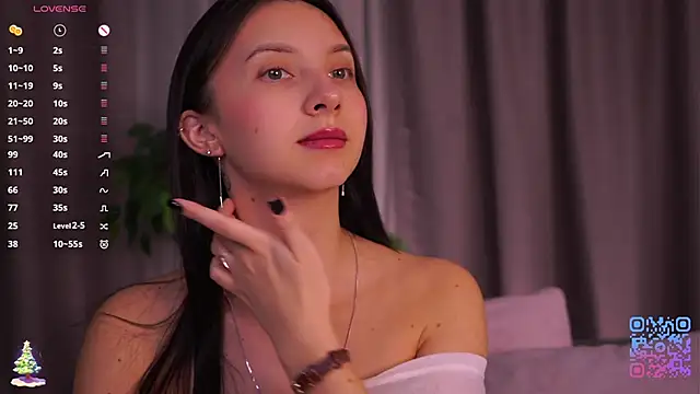 DaisyBlaze online show from December 21, 4:25 am