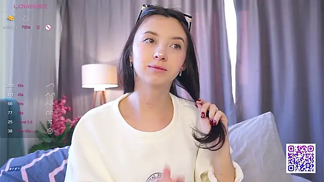 DaisyBlaze online show from March 23, 4:56 am