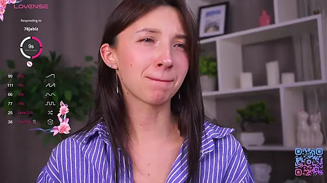 DaisyBlaze online show from November 12, 4:11 pm