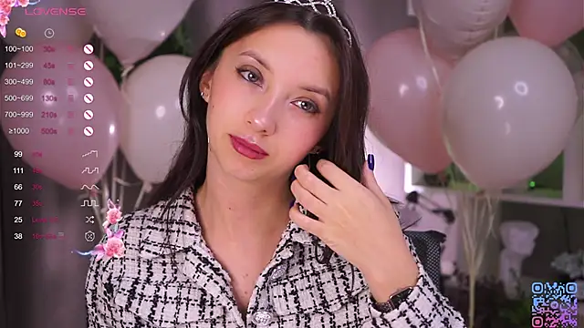 DaisyBlaze online show from November 7, 4:44 pm