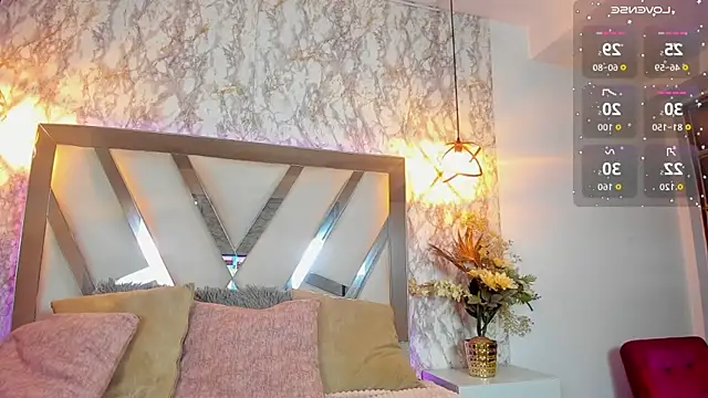 Snapshot of Aisha_poweer chatting on November 16, 1:32 am Aisha poweer online show from November 16, 1:32 am