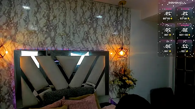 Snapshot of Aisha_poweer chatting on November 15, 2:37 am Aisha poweer online show from November 15, 2:37 am