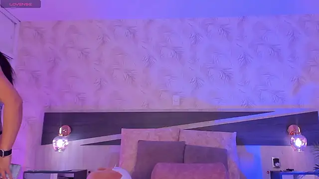 dana hazze online show from March 31, 4:58 am