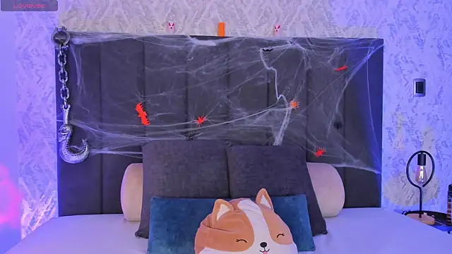 dana hazze online show from October 29, 8:41 pm