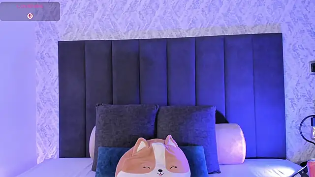 dana hazze online show from November 8, 3:48 pm