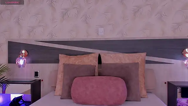 dana hazze online show from February 20, 5:15 am