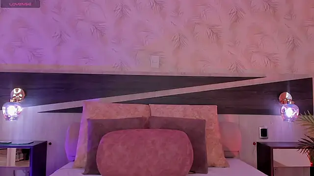 dana hazze online show from March 20, 3:29 am