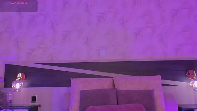 dana hazze online show from June 30, 4:34 am