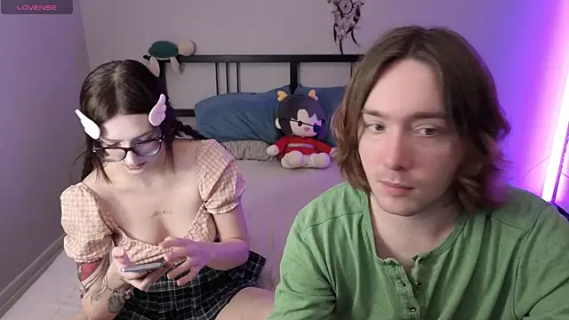 ellen and danny online show from February 5, 6:04 pm