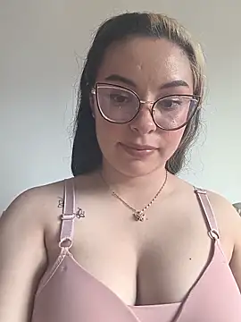 Snapshot of Camila_Ord chatting on May 19, 9:22 pm Camila Ord online show from May 19, 9:22 pm
