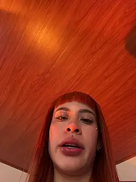 ScarlettRusso1 online show from January 11, 10:05 pm