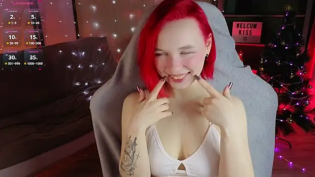 NaomiYoru online show from December 18, 8:34 pm