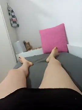 lolitaportugal23 online show from March 12, 6:01 pm