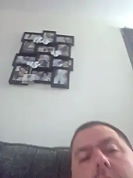 Chupapimunyano340 online show from April 7, 2:46 am