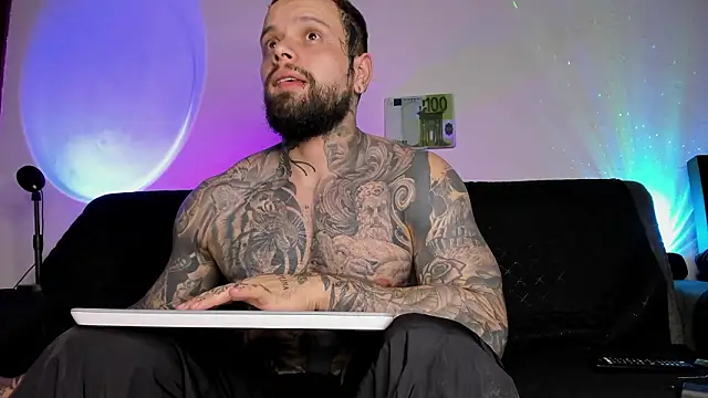 natevillage online show from March 4, 1:02 am