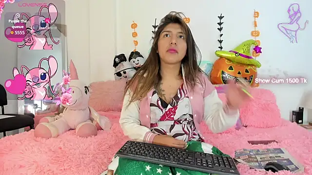 Ariana-Fernandez online show from October 12, 12:17 pm