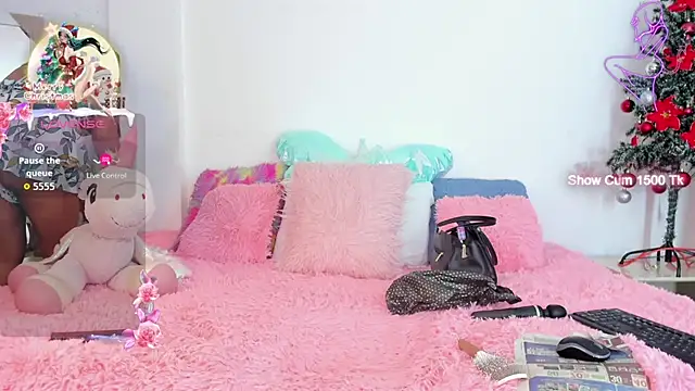 Ariana-Fernandez online show from December 1, 12:39 pm